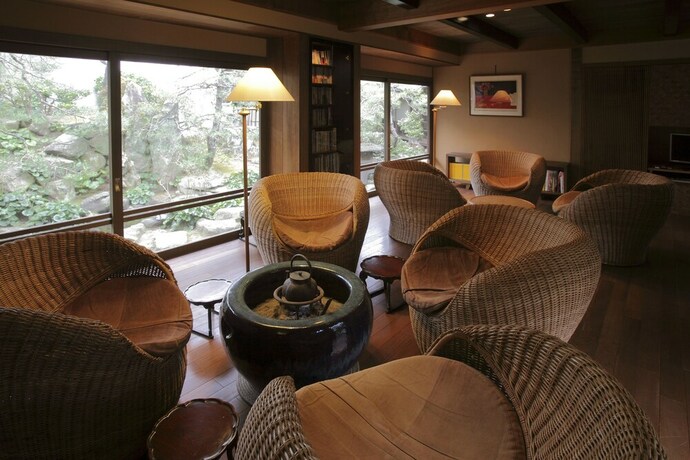 Imagen de los interiores del Hotel Yoyokaku. Foto 31