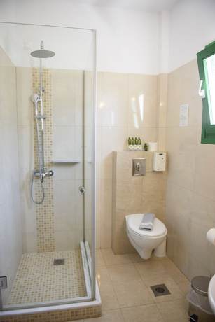 Imagen de la habitación del Hotel Yperia. Foto 17