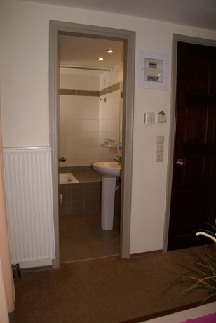 Imagen de la habitación del Hotel Yria. Foto 4