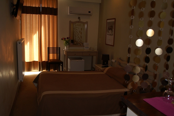 Imagen de la habitación del Hotel Yria. Foto 7