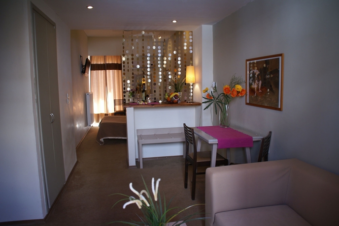 Imagen de la habitación del Hotel Yria. Foto 8