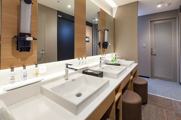 Imagen general del Hotel Y's Cabin Osaka Namba. Foto 3