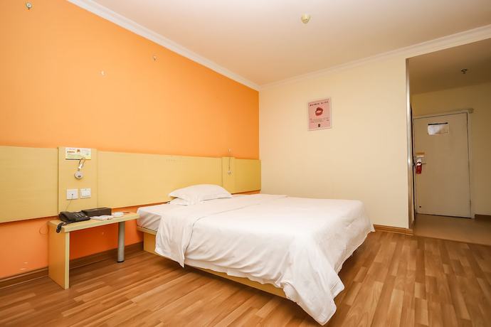 Imagen de la habitación del Hotel YuanMan. Foto 4