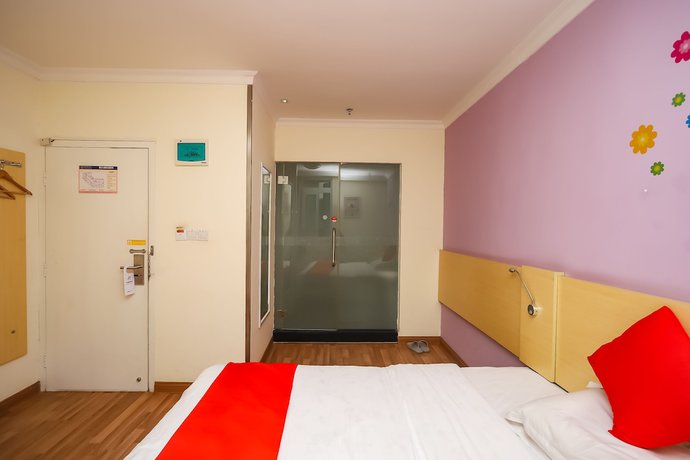 Imagen de la habitación del Hotel YuanMan. Foto 10