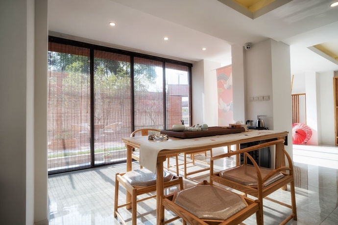 Imagen de los interiores del Hotel Yuanli Wafu Guesthouse. Foto 13