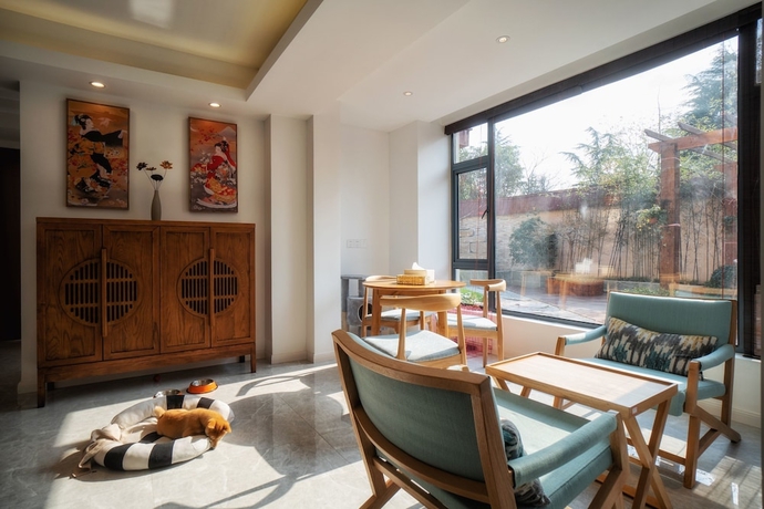 Imagen de los interiores del Hotel Yuanli Wafu Guesthouse. Foto 14