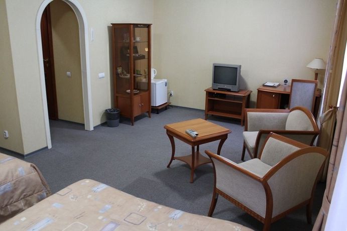 Imagen de la habitación del Hotel Yubileinaya. Foto 3