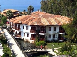 Imagen general del Hotel Yucelen Hotel Gokova. Foto 11