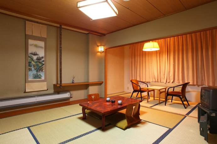 Imagen de la habitación del Hotel Yudanaka. Foto 7