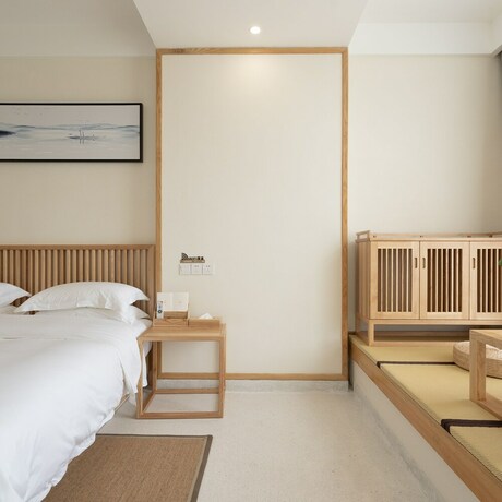 Imagen de la habitación del Hotel Yue Shan Shui She Taining. Foto 21