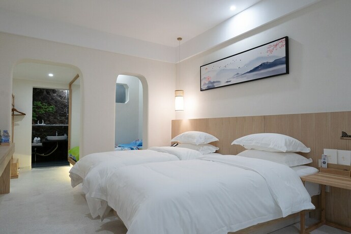 Imagen de la habitación del Hotel Yue Shan Shui She Taining. Foto 34