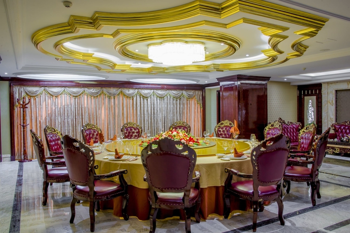 Imagen del bar/restaurante del Hotel Yueda Financial City International. Foto 6