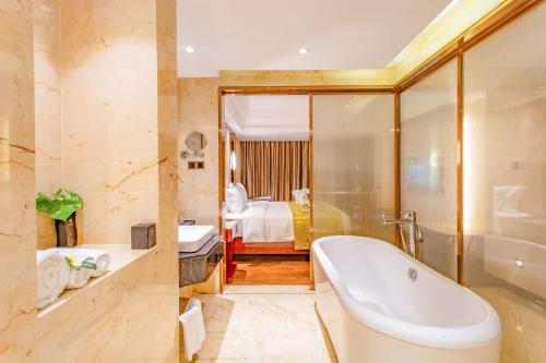 Imagen de la habitación del Hotel Yuexin Tomorrow Sanya. Foto 3