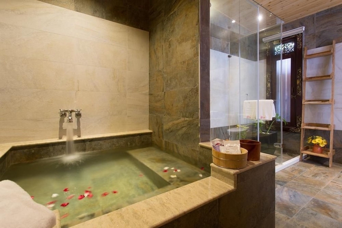 Imagen de la habitación del Hotel Yueya Villa. Foto 13