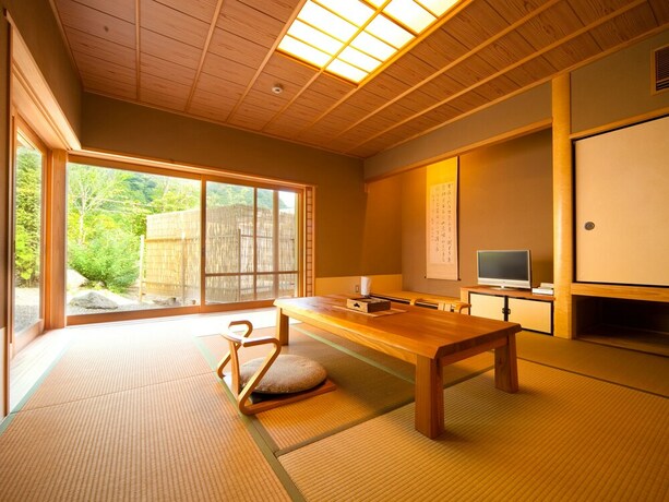 Imagen de la habitación del Hotel Yufuin Hoteiya. Foto 36