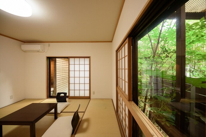 Imagen de la habitación del Hotel Yufuin Iyotomi. Foto 6