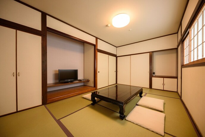 Imagen de la habitación del Hotel Yufuin Iyotomi. Foto 14