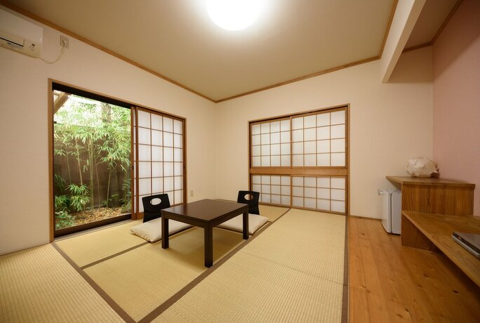 Imagen de la habitación del Hotel Yufuin Iyotomi. Foto 15