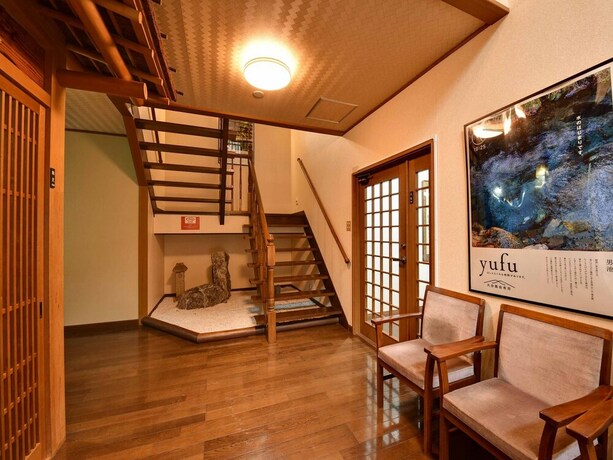 Imagen de los interiores del Hotel Yufuin Kinrinko Kadan. Foto 29