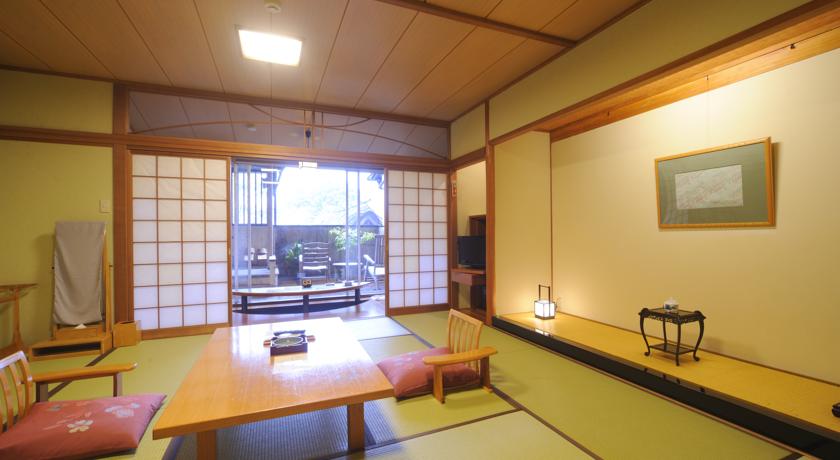 Imagen de la habitación del Hotel Yufuin Kotobuki Hana No Sho. Foto 14