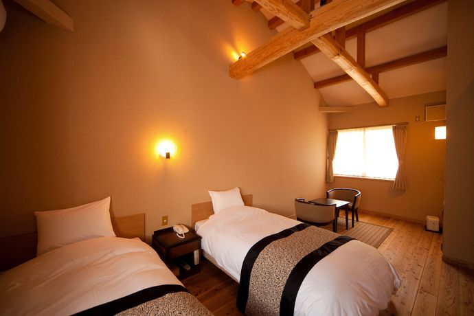 Imagen de la habitación del Hotel Yufuin Kutsurogi No Yado Nanakawa. Foto 4