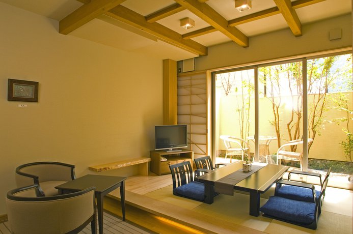 Imagen de la habitación del Hotel Yufuin Kutsurogi No Yado Nanakawa. Foto 5