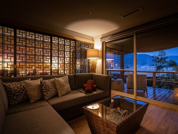 Imagen general del Hotel Yufuin Luxury Villa -zakuro-. Foto 2