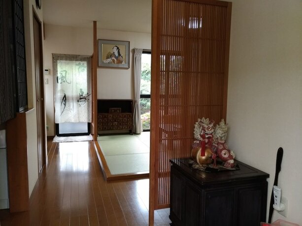 Imagen de la habitación del Hotel Yufuin Onsen Oyado Gorinka. Foto 5