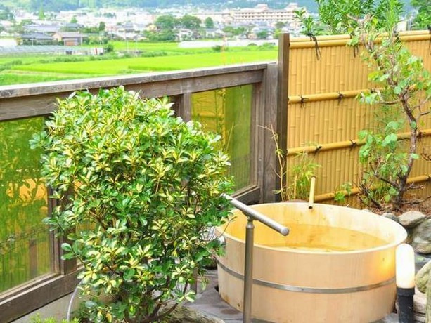 Imagen de la piscina del Hotel Yufuin Onsen Poppoan. Foto 20