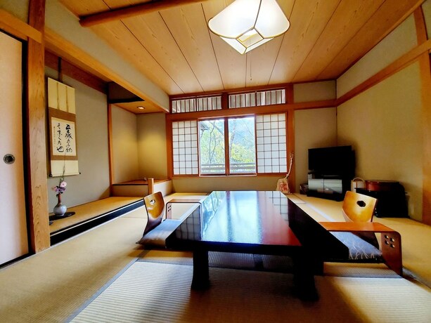 Imagen general del Hotel Yufuin Onsen Ryotei Tanokura. Foto 9