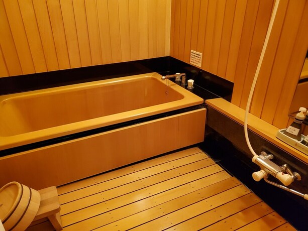Imagen de la habitación del Hotel Yufuin Onsen Ryotei Tanokura. Foto 22