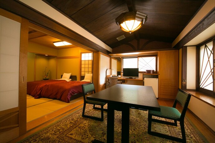 Imagen de la habitación del Hotel Yufuin Onsen Ryotei Tanokura. Foto 24