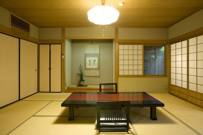 Imagen de la habitación del Hotel Yufuin Onsen Ryotei Tanokura. Foto 28