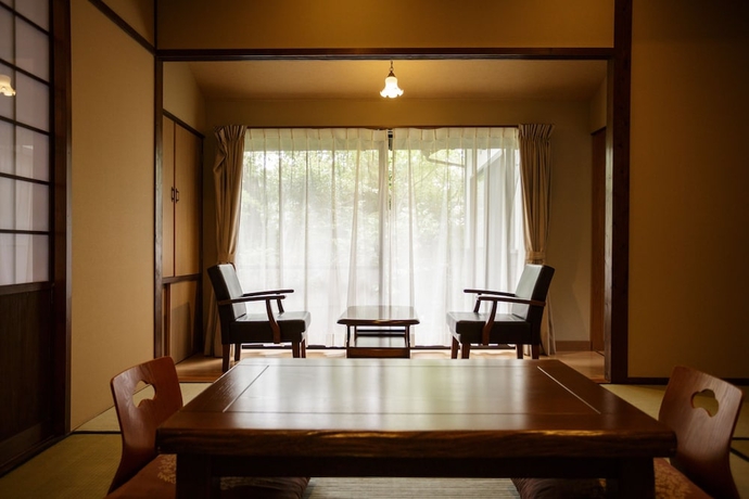 Imagen de la habitación del Hotel Yufuin Onsen Tsukanoma. Foto 15