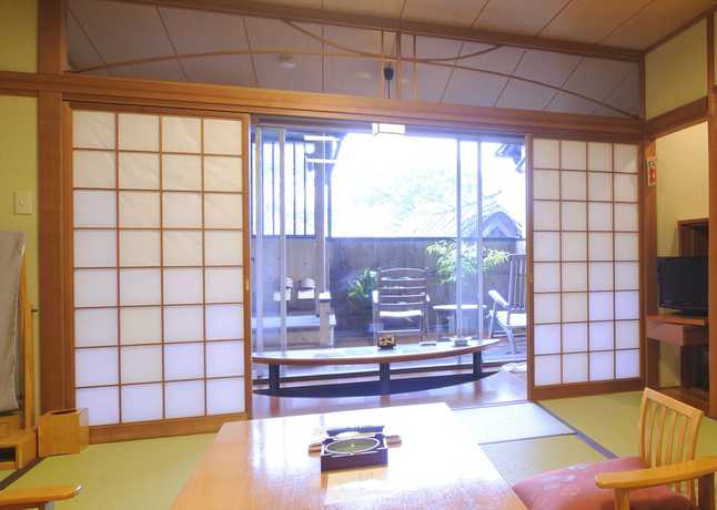 Imagen de la habitación del Hotel Yufuin Onsen Yufuin Kotobuki Hananosho. Foto 5