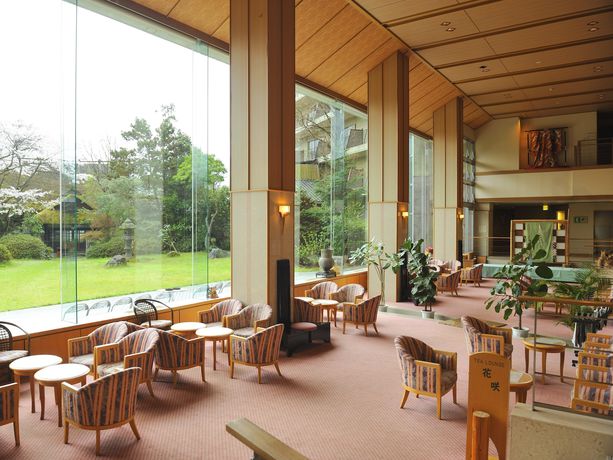 Imagen de los interiores del Hotel Yufuin Onsen Yufuin Kotobuki Hananosho. Foto 19