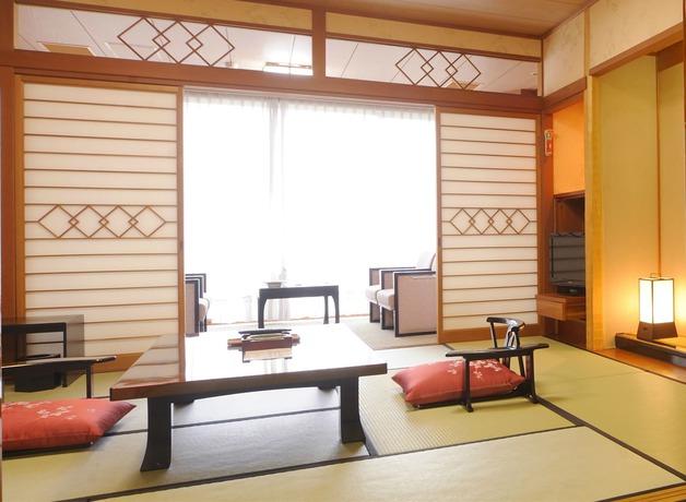 Imagen de la habitación del Hotel Yufuin Onsen Yufuin Kotobuki Hananosho. Foto 7