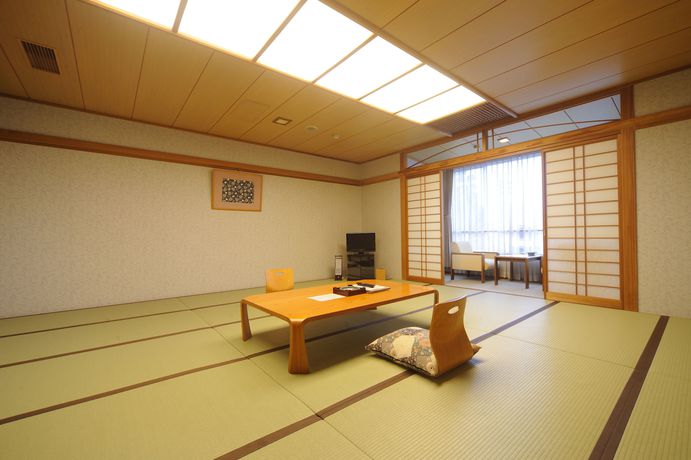 Imagen de la habitación del Hotel Yufuin Onsen Yufuin Kotobuki Hananosho. Foto 18