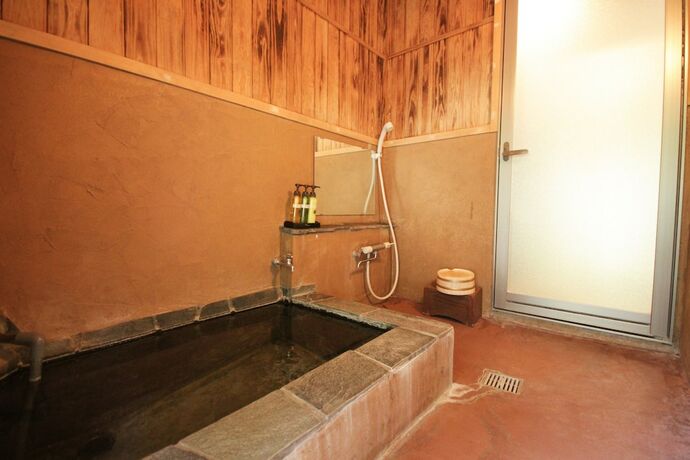 Imagen de la habitación del Hotel Yufuin Ryoan Wazanhou. Foto 31