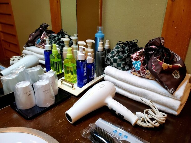 Imagen de la habitación del Hotel Yufuin Santokan. Foto 16