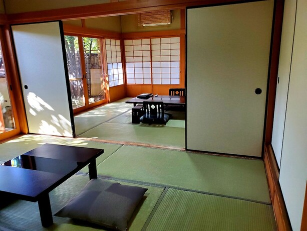 Imagen de la habitación del Hotel Yufuin Santokan. Foto 26