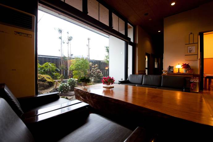 Imagen de los interiores del Hotel Yufuin Yawaragi-no-Sato Yadoya. Foto 19