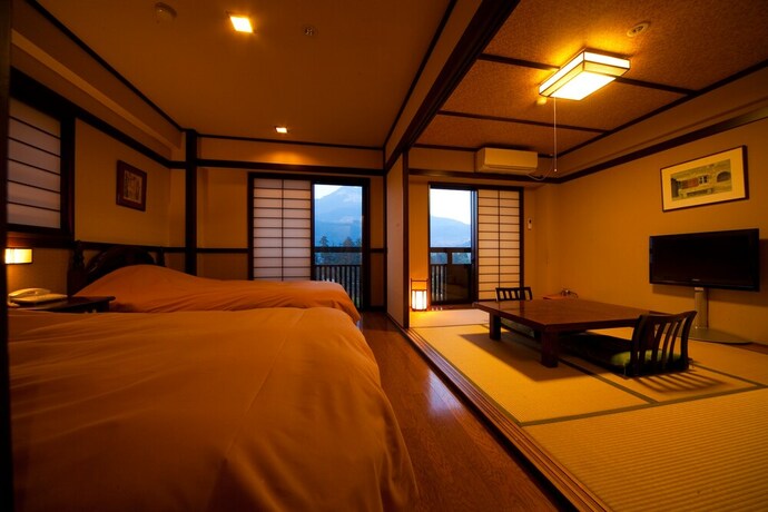 Imagen de la habitación del Hotel Yufunogo Saigakukan. Foto 25