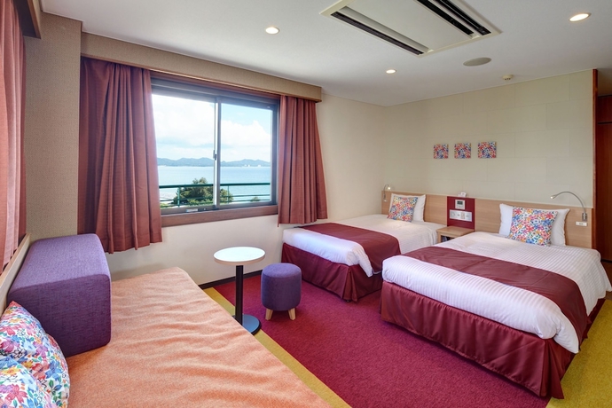 Imagen de la habitación del Hotel Yugaf Inn Okinawa. Foto 5