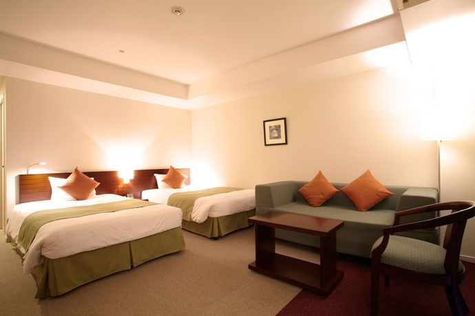 Imagen de la habitación del Hotel Yugaf Inn Okinawa. Foto 7