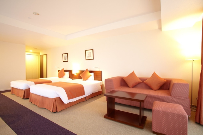 Imagen de la habitación del Hotel Yugaf Inn Okinawa. Foto 13