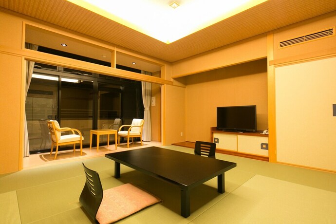 Imagen de la habitación del Hotel Yugawara Mizunokaori. Foto 18