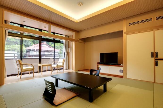 Imagen de la habitación del Hotel Yugawara Mizunokaori. Foto 25