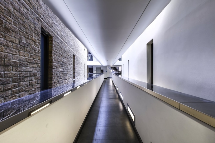 Imagen de los interiores del Hotel Yugo Explore - Broadstone Hall. Foto 10