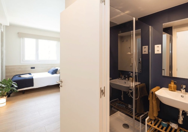 Imagen de la habitación del Hotel Yugo Terrassa. Foto 3